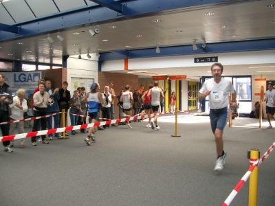 1. LGA Indoor-Marathon 2005